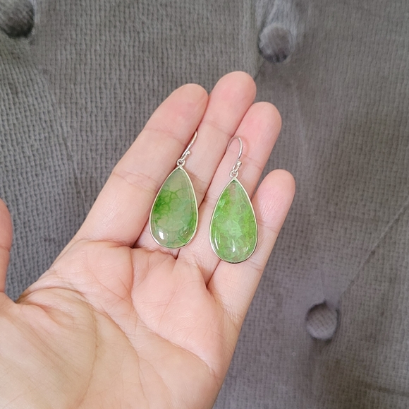 Iris & Lily Moss Green💚 Agate Earrings - Picture 16 of 16